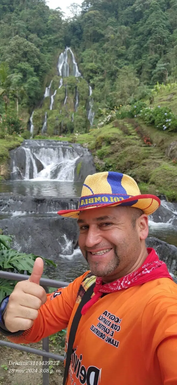 David Rojas acompañando el viaje al Eje Cafetero